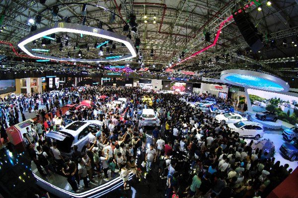 VIETNAM MOTOR SHOW 2022 – TỔ CHỨC THÀNH CÔNG VÀ XÁC LẬP NHỮNG KỶ LỤC MỚI