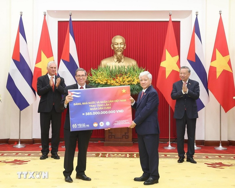 Hơn 400 tỷ đồng ủng hộ nhân dân Cuba sau chưa đầy một tháng phát động